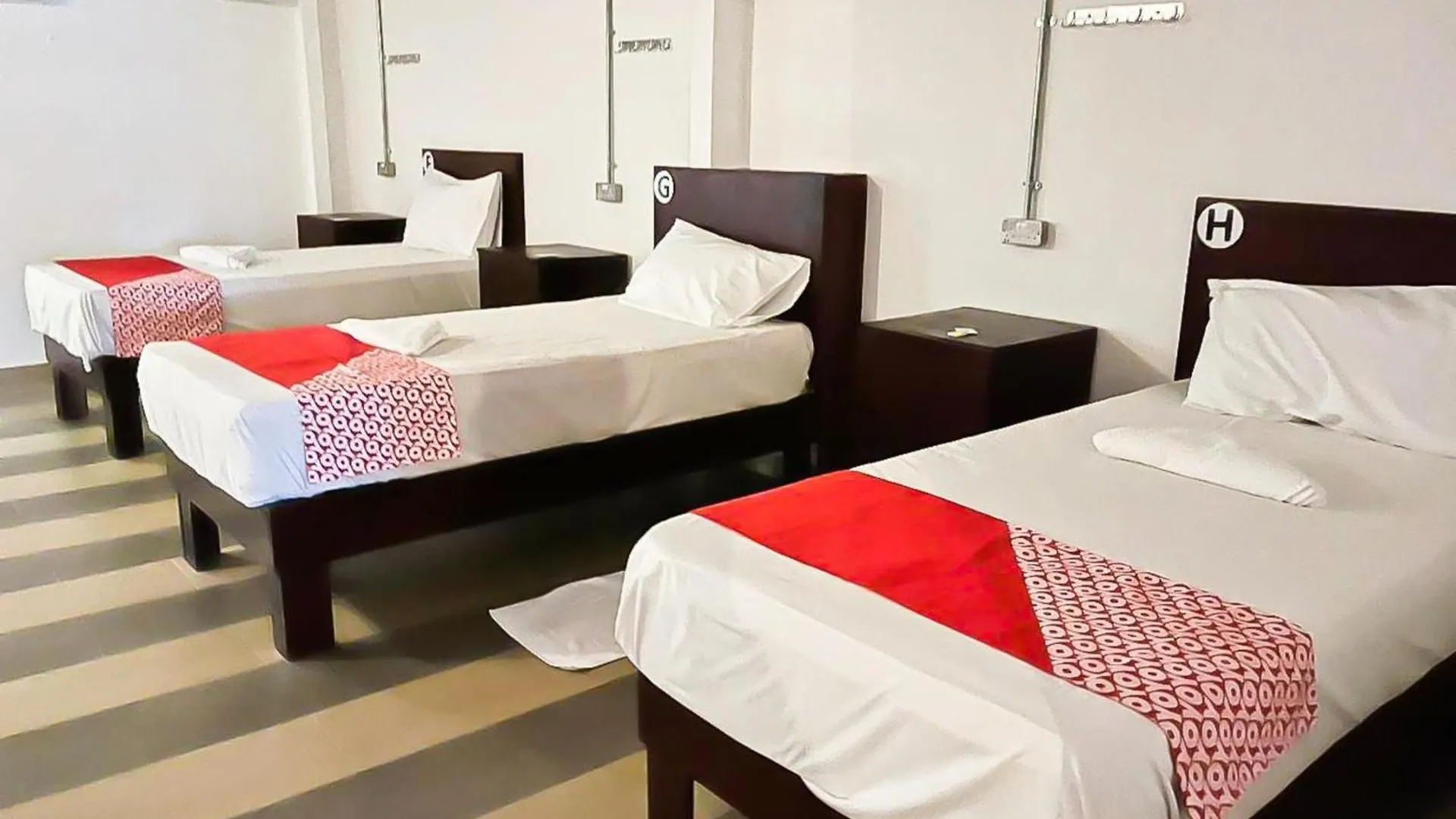 Super Oyo 90572 J Hotel Masjid India Kuala Lumpur