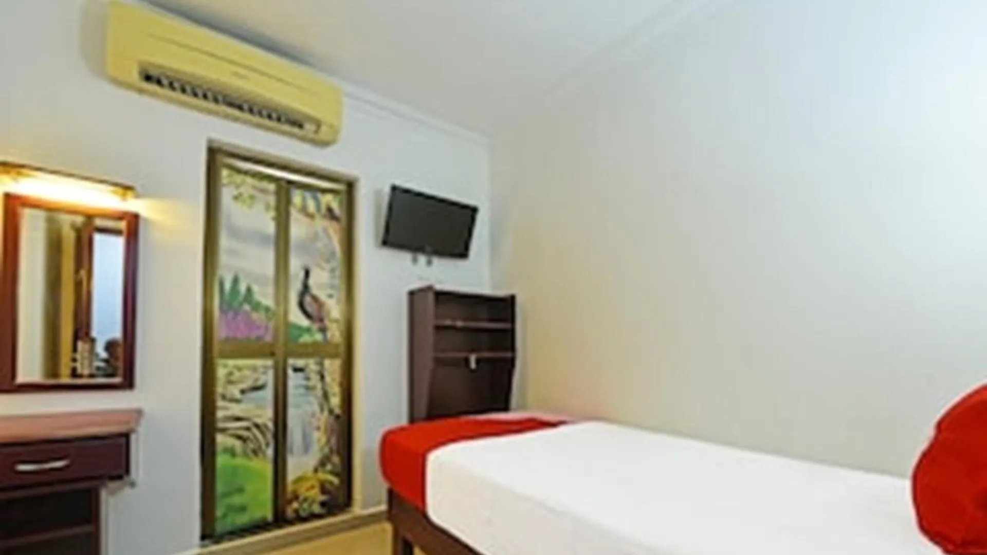 Super Oyo 90572 J Hotel Masjid India Kuala Lumpur 2*,